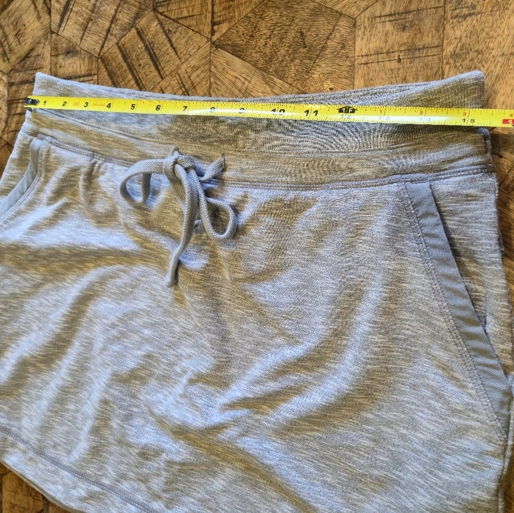 Athleta Techie Terry Skirt M Spring Sporty Beach Pool Comfy Athleisure Pockets - Picture 12 of 15
